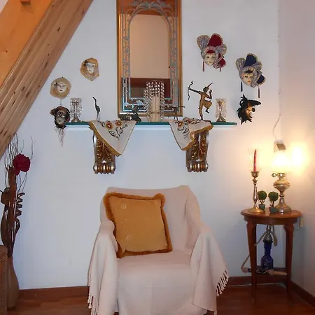 Niki's 2*
